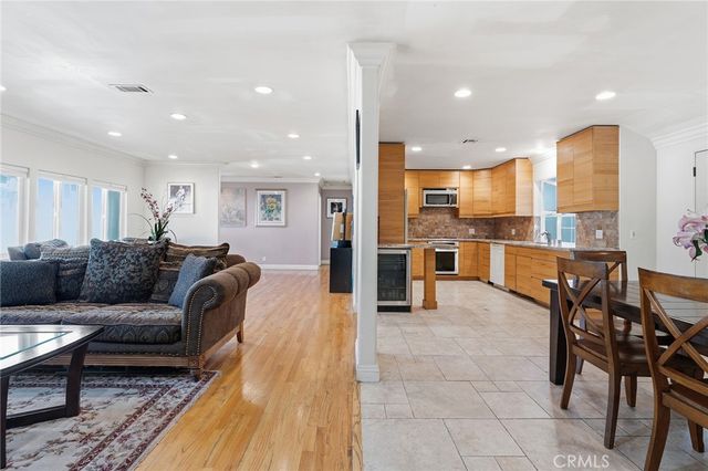 21904 Galvez, Woodland Hills, CA 91364