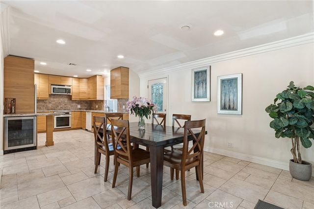 21904 Galvez, Woodland Hills, CA 91364