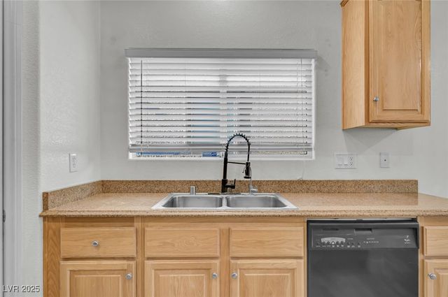 11616 Kings Arms Lane, Las Vegas, NV 89138