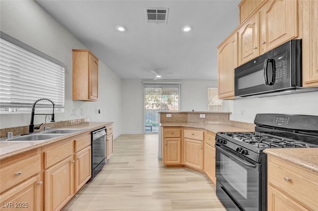 11616 Kings Arms Lane, Las Vegas, NV 89138