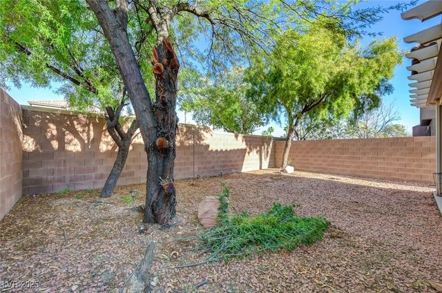 11616 Kings Arms Lane, Las Vegas, NV 89138