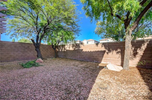 11616 Kings Arms Lane, Las Vegas, NV 89138