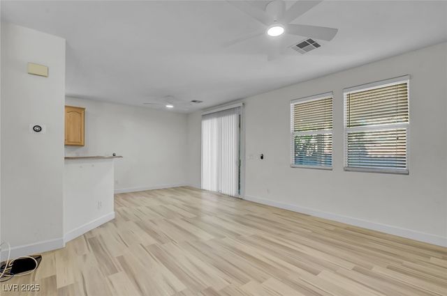 11616 Kings Arms Lane, Las Vegas, NV 89138