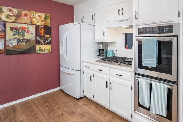 5917 Pleasant Hill Drive, Arlington, TX 76016