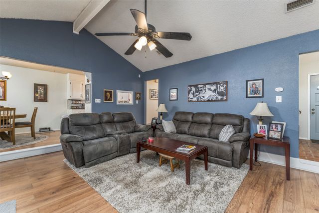 5917 Pleasant Hill Drive, Arlington, TX 76016