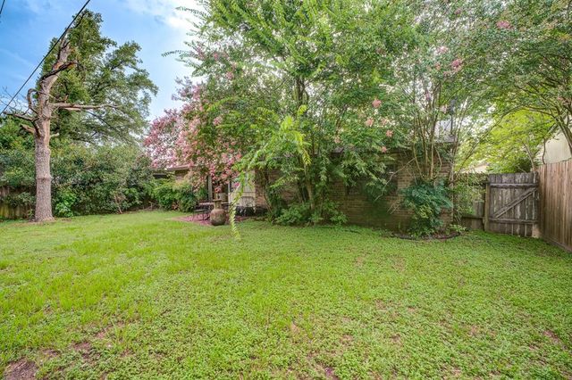 6802 Loch Langham Drive, Houston, TX 77084