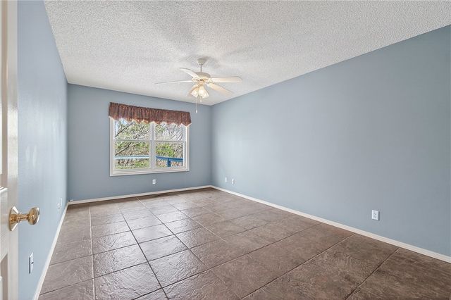 6 Wards Lane, Bella Vista, AR 72715