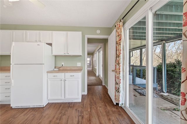 6 Wards Lane, Bella Vista, AR 72715