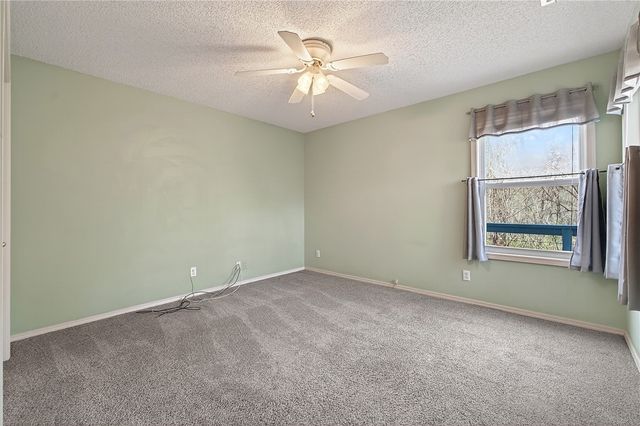 6 Wards Lane, Bella Vista, AR 72715