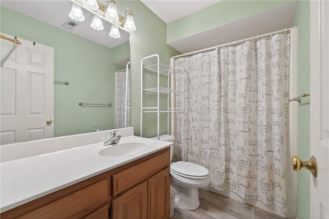 6 Wards Lane, Bella Vista, AR 72715