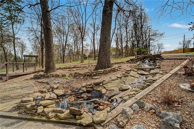 6 Wards Lane, Bella Vista, AR 72715