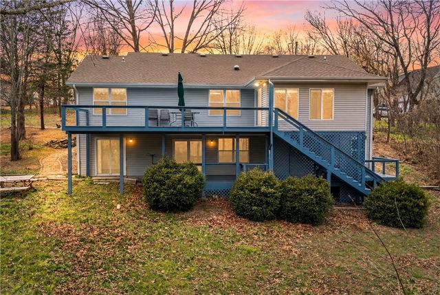 6 Wards Lane, Bella Vista, AR 72715