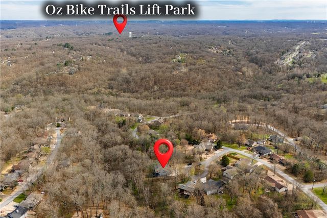 6 Wards Lane, Bella Vista, AR 72715