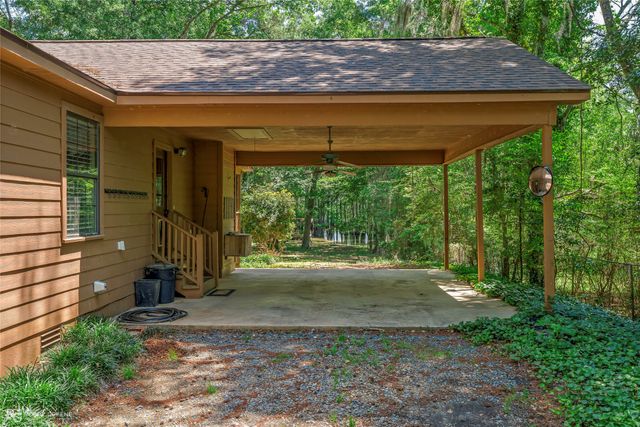 183 Lakefront Road, Haughton, LA 71037