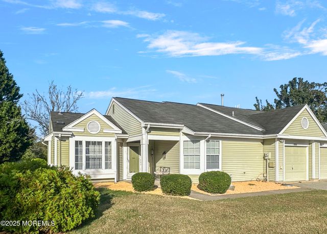 1057A Buckingham Drive, Manchester, NJ 08759