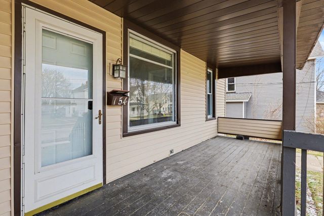 154 Carrier Street Ne, City Of Grand Rapids, MI 49505