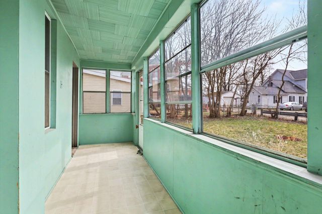 154 Carrier Street Ne, City Of Grand Rapids, MI 49505