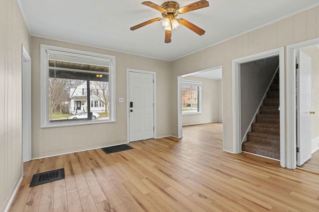 154 Carrier Street Ne, City Of Grand Rapids, MI 49505