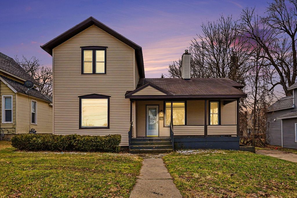 154 Carrier Street Ne, City Of Grand Rapids, MI 49505