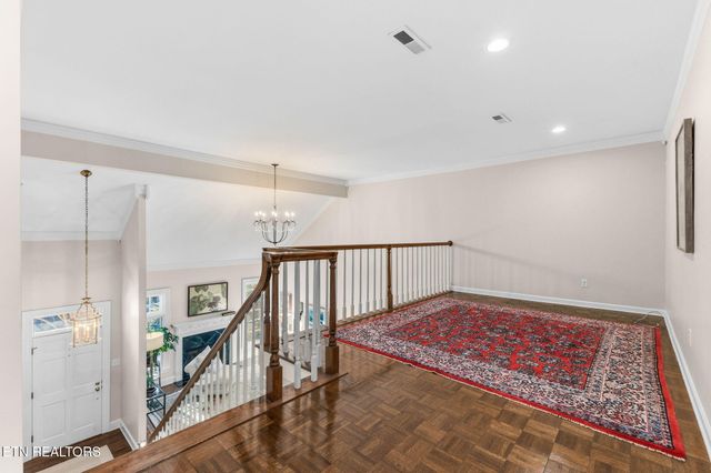 916 Highland Point Drive, Knoxville, TN 37919