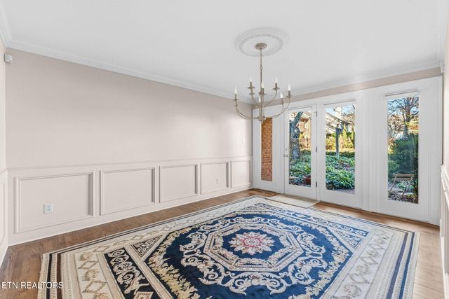 916 Highland Point Drive, Knoxville, TN 37919