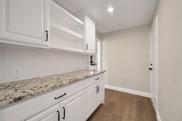 14520 Diamondhead N, Conroe, TX 77356