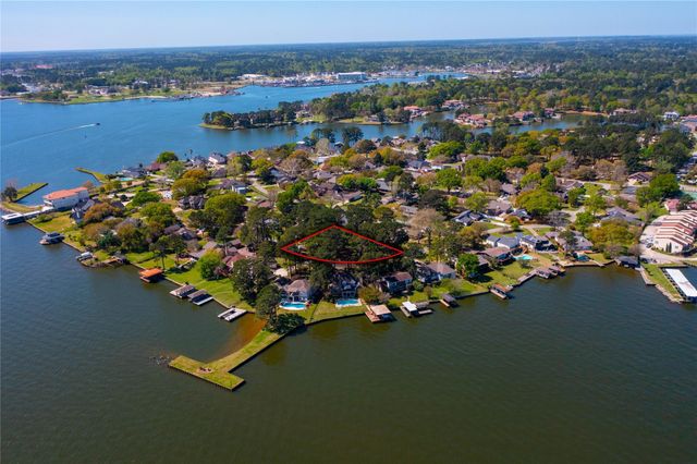 14520 Diamondhead N, Conroe, TX 77356