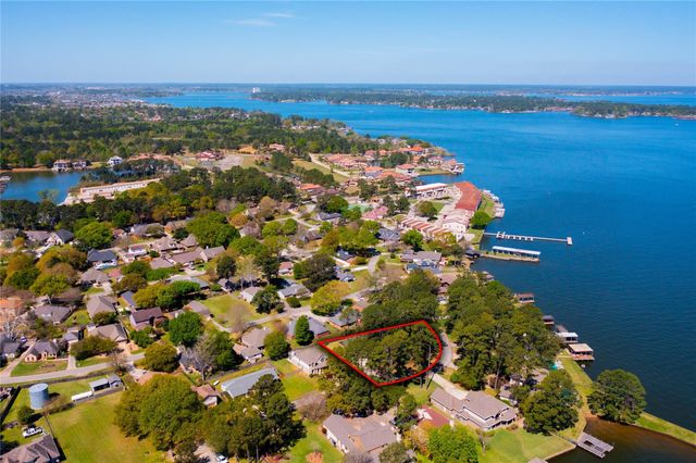 14520 Diamondhead N, Conroe, TX 77356