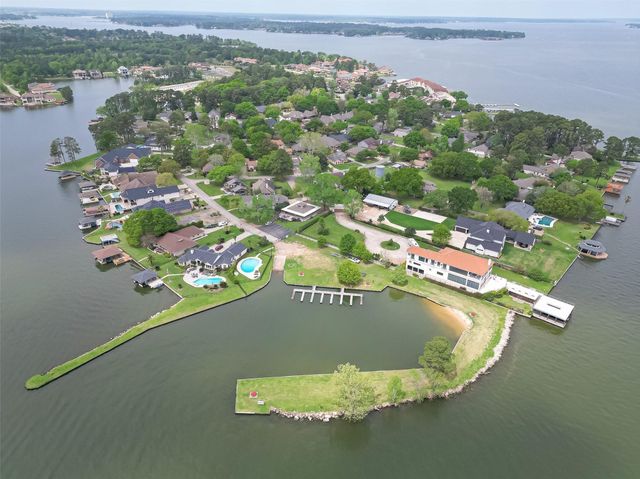 14520 Diamondhead N, Conroe, TX 77356