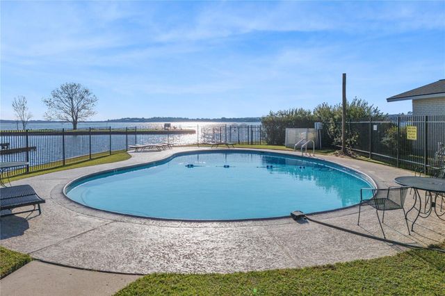 14520 Diamondhead N, Conroe, TX 77356