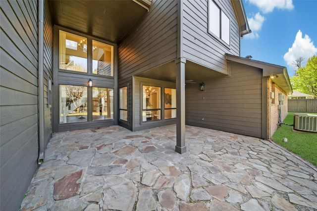 14520 Diamondhead N, Conroe, TX 77356