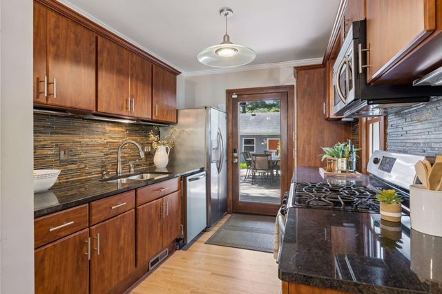 5348 Abbott Avenue S, Minneapolis, MN 55410