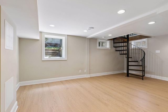 5348 Abbott Avenue S, Minneapolis, MN 55410
