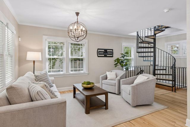 5348 Abbott Avenue S, Minneapolis, MN 55410