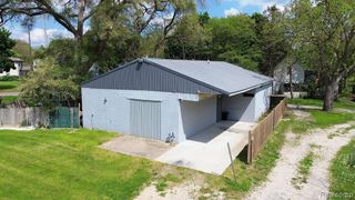 713 Fenton Road, Flint, MI 48503