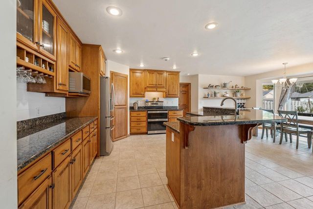 2403 ANTARES TERRACE, Green Bay, WI 54311