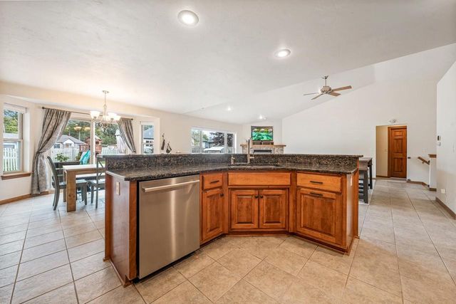 2403 ANTARES TERRACE, Green Bay, WI 54311