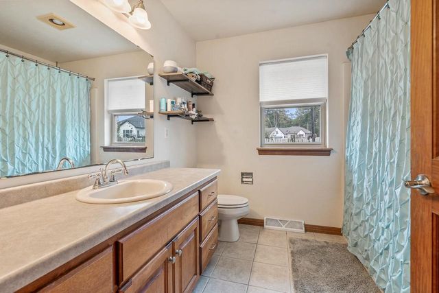 2403 ANTARES TERRACE, Green Bay, WI 54311