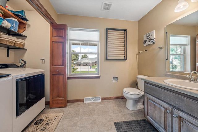 2403 ANTARES TERRACE, Green Bay, WI 54311