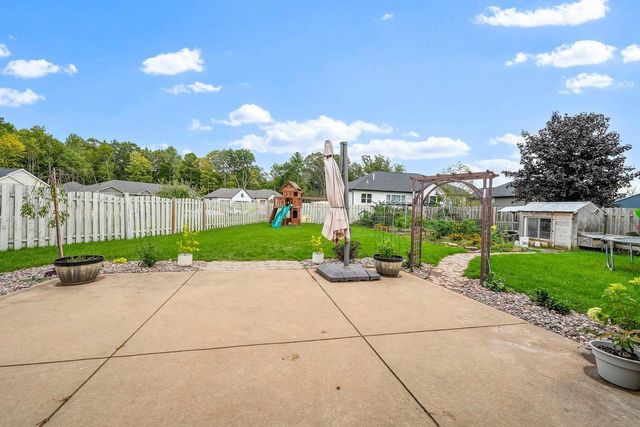 2403 ANTARES TERRACE, Green Bay, WI 54311