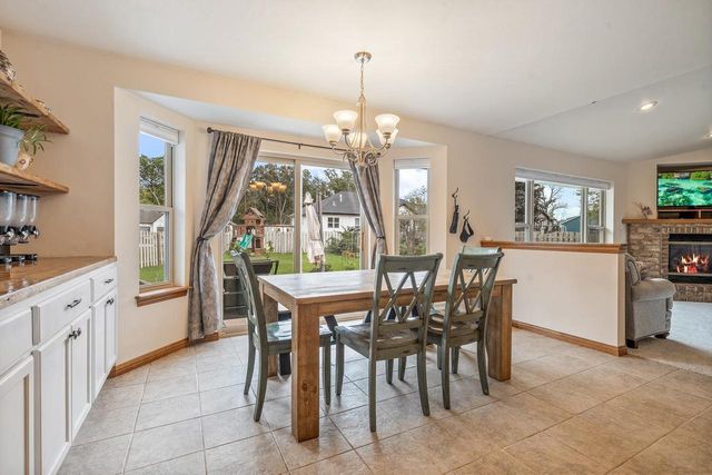 2403 ANTARES TERRACE, Green Bay, WI 54311
