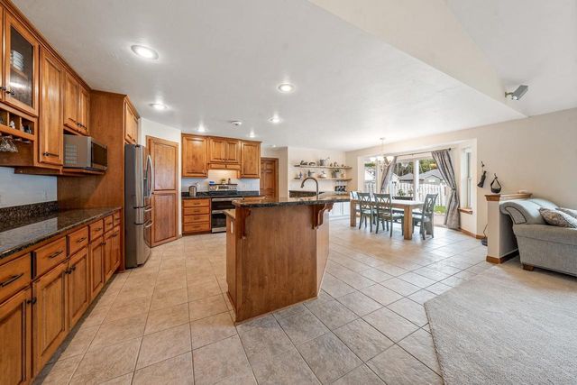 2403 ANTARES TERRACE, Green Bay, WI 54311