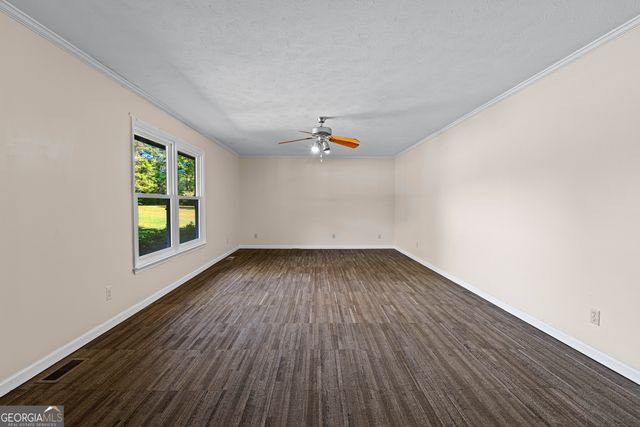 2687 Sharpsburg McCullum Road, Newnan, GA 30265
