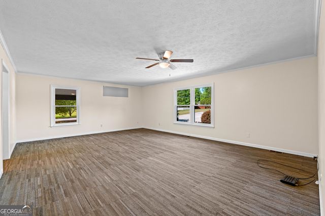 2687 Sharpsburg McCullum Road, Newnan, GA 30265