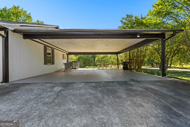 2687 Sharpsburg McCullum Road, Newnan, GA 30265