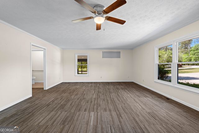 2687 Sharpsburg McCullum Road, Newnan, GA 30265