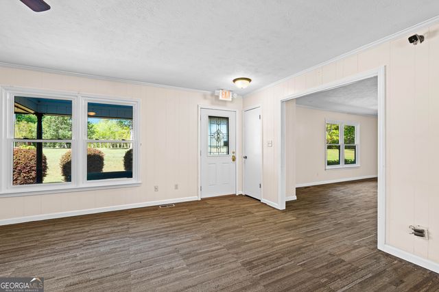 2687 Sharpsburg McCullum Road, Newnan, GA 30265