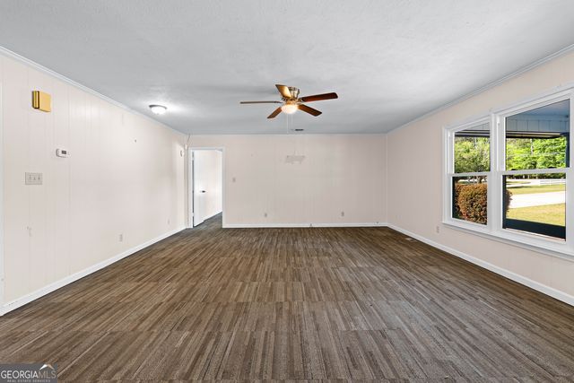 2687 Sharpsburg McCullum Road, Newnan, GA 30265