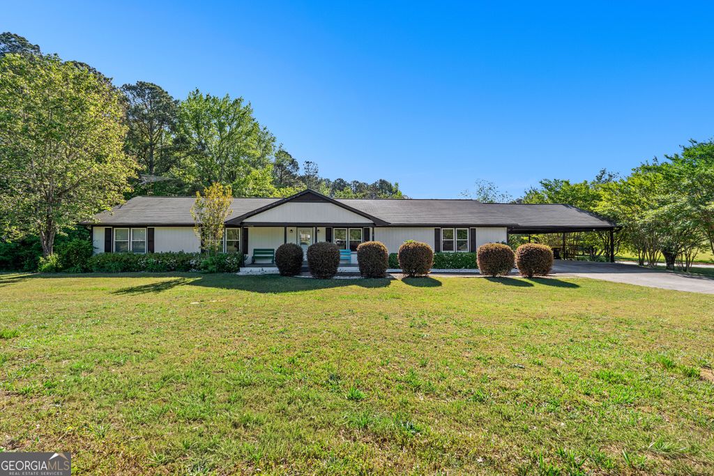 2687 Sharpsburg McCullum Road, Newnan, GA 30265