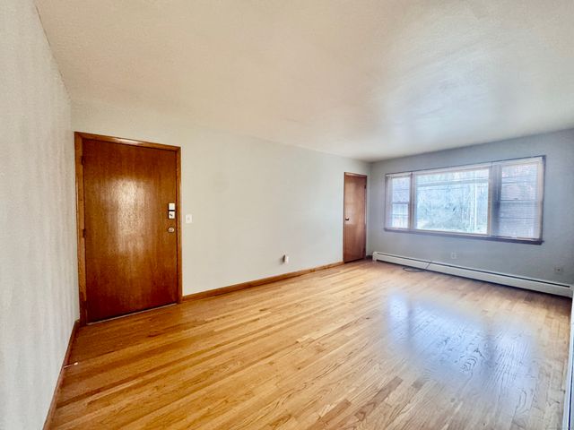 197 Potuccos Ring Road Apt 5, Wolcott, CT 06716